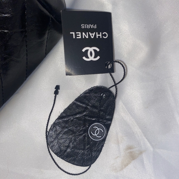 Chanel black logo satchel - Picture 6 of 7